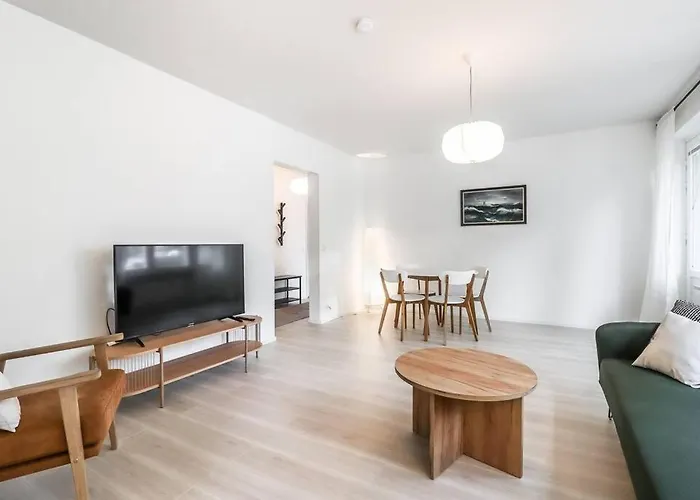 Cosy Flat With Good Transport Connections And Free Parking * Vantaa