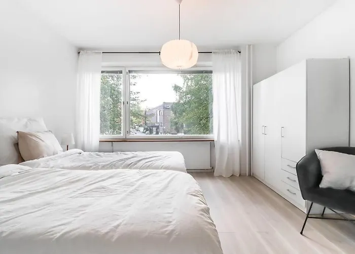 Appartement Cosy Flat With Good Transport Connections And Free Parking