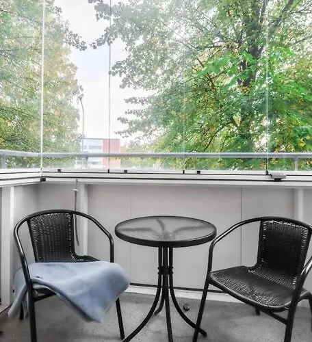 Cosy Flat With Good Transport Connections And Free Parking Appartement Vantaa