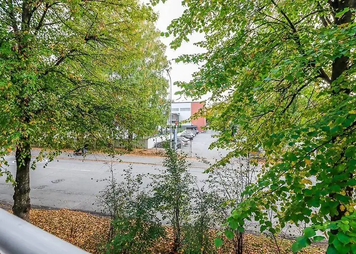 Daire Cosy Flat With Good Transport Connections And Free Parking